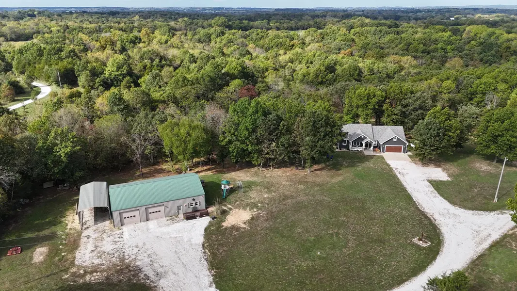 2373 E 540th RD, Buffalo, MO 65622