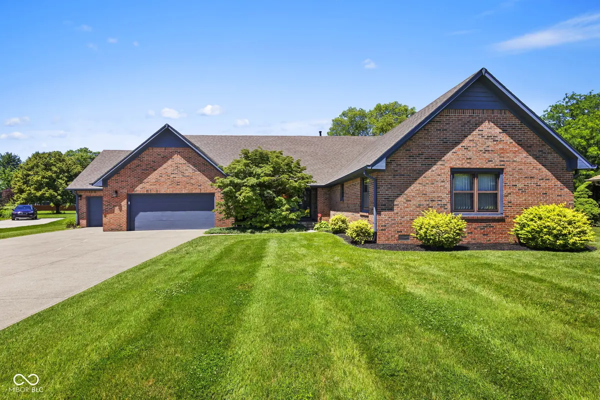 12373 Sunrise DR, Indianapolis, IN 46229