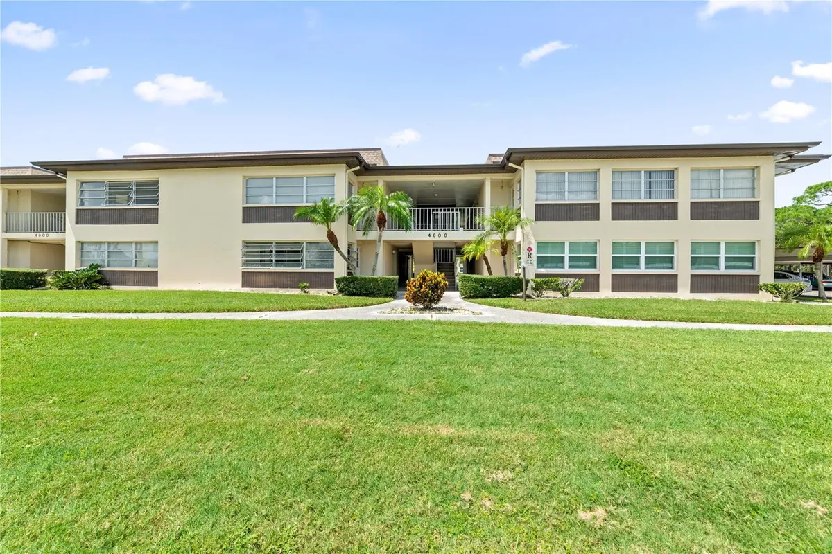 4600 MARINE Pkwy #104, New Port Richey, FL 34652