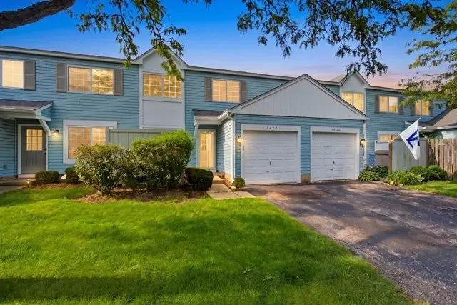 1424 Normantown RD, Naperville, IL 60564