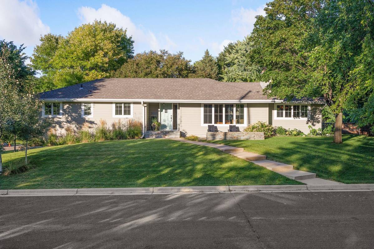 5025 Normandale CT, Edina, MN 55436