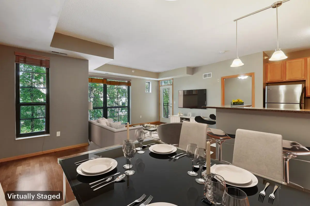 2565 Franklin AVE #213, Saint Paul, MN 55114