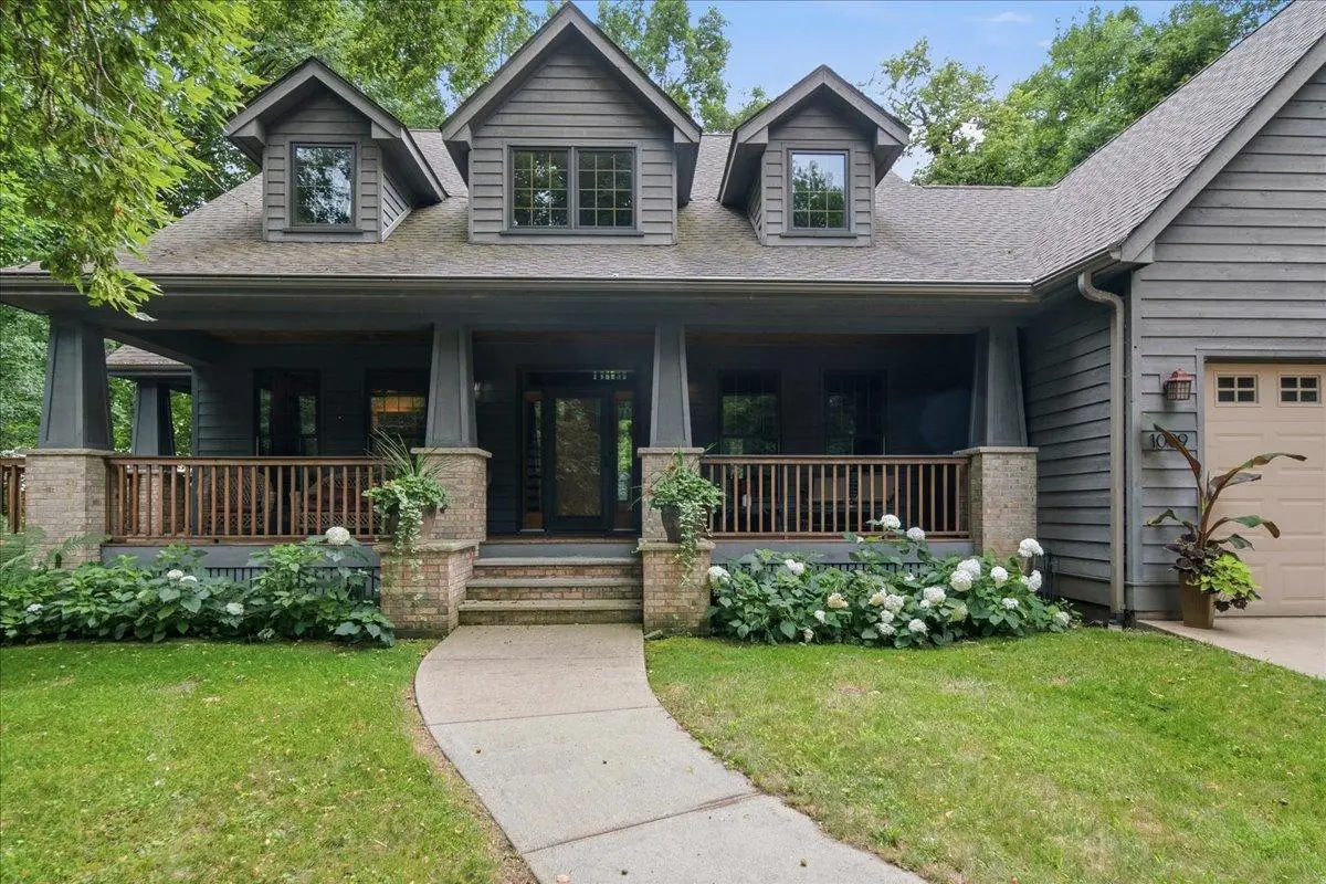 1009 Greenleaf CT, Northfield, MN 55057