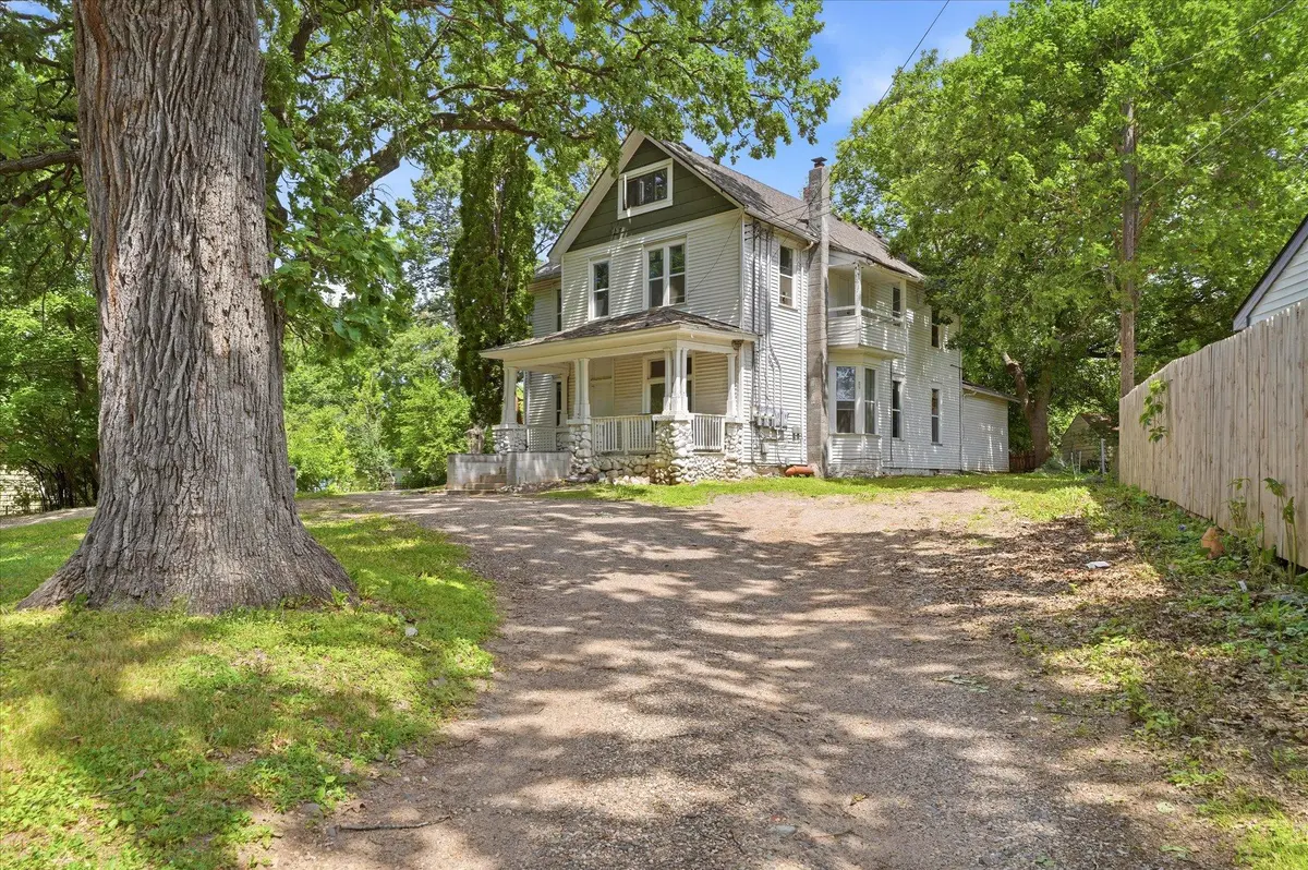1667 Ames AVE, Saint Paul, MN 55106