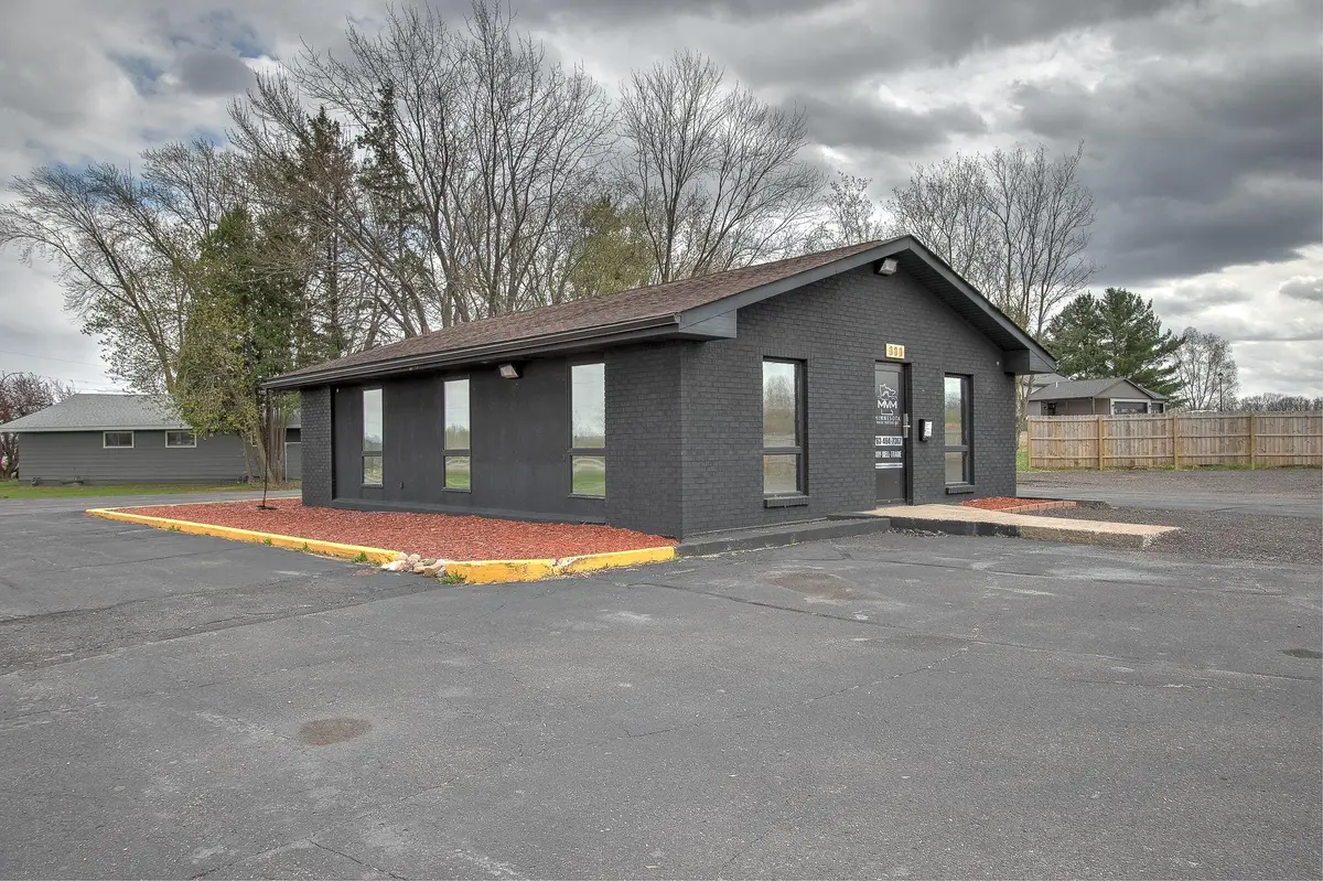 111 4th AVE S, Pease, MN 55371