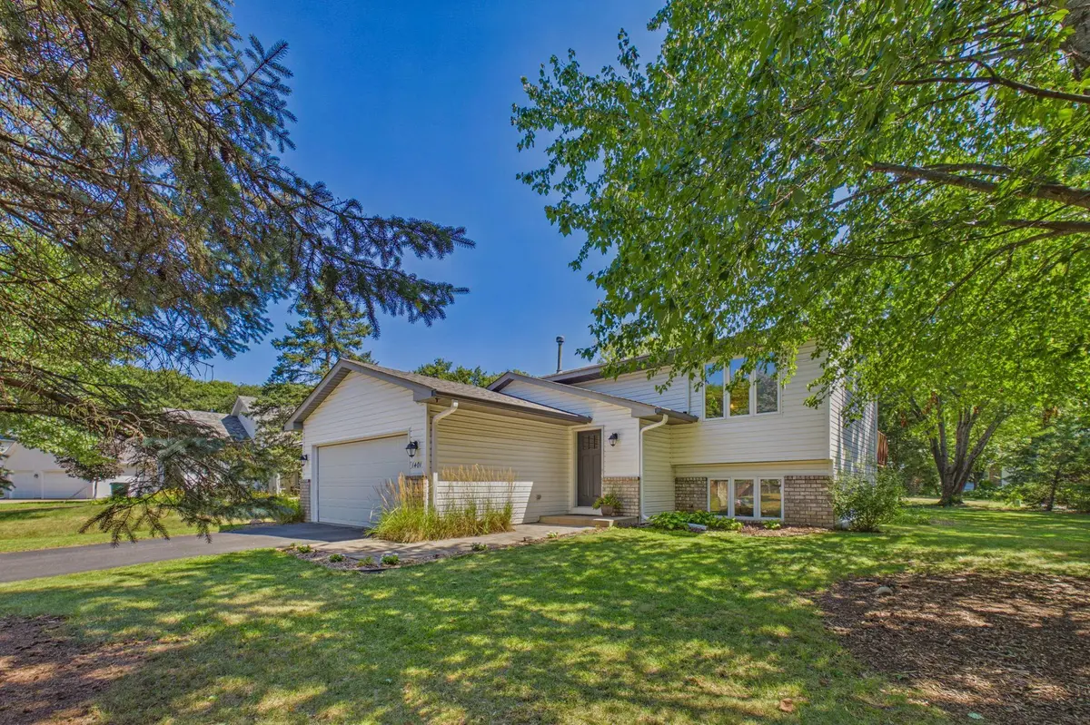 1401 Driving Park RD, Stillwater, MN 55082