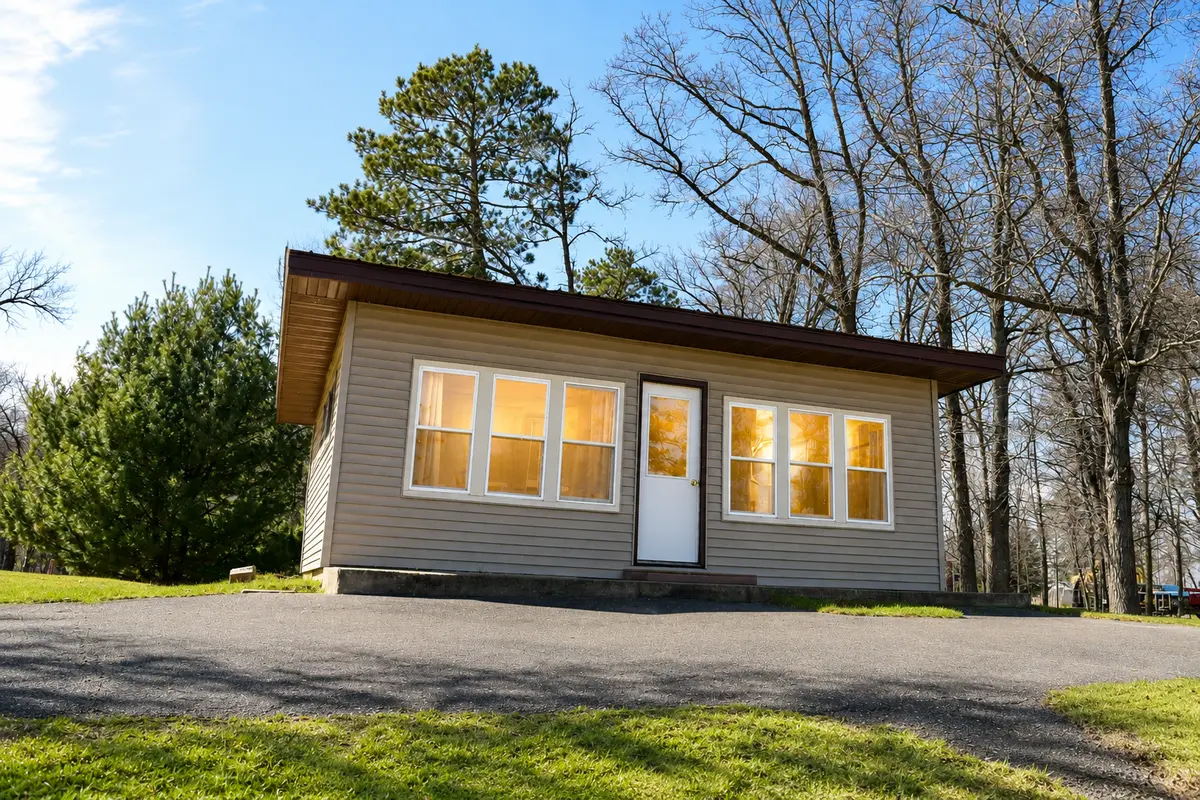 678 Shore Haven Lane #Cabin 5, Hackensack, MN 56452