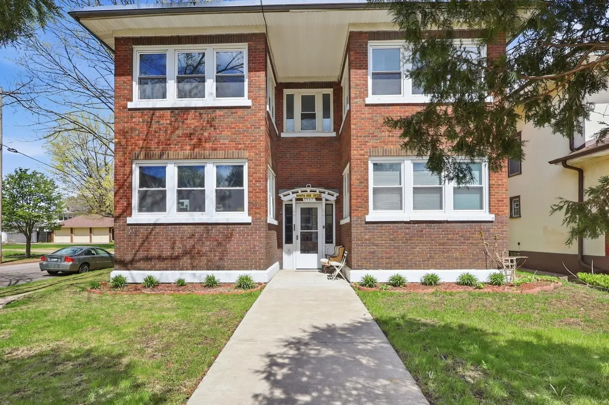 1517 Portland AVE, Saint Paul, MN 55104