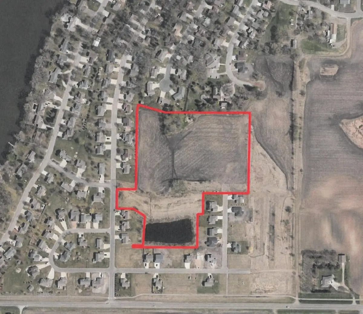 000 Roberts RD SW, Hutchinson, MN 55350