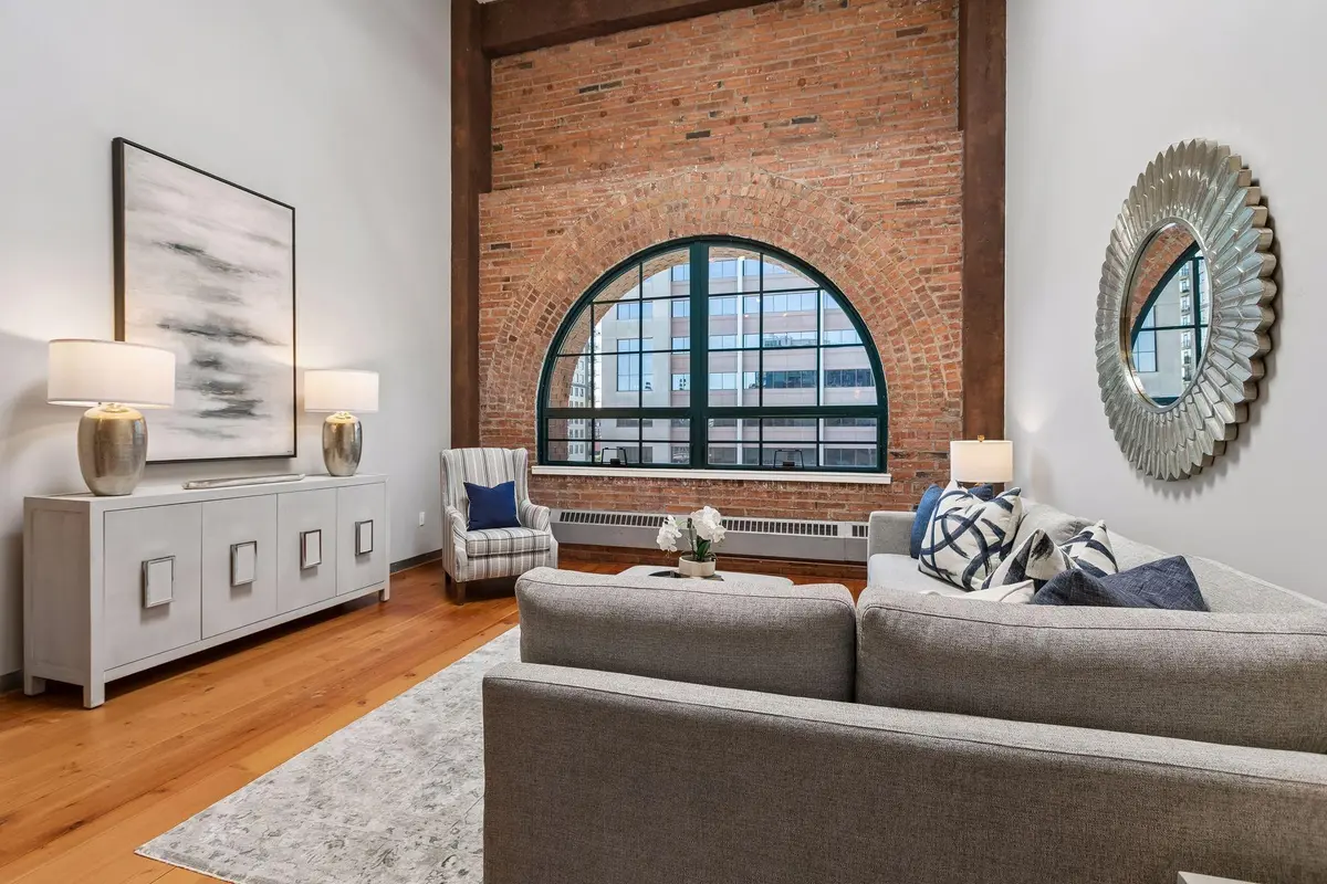 250 Park AVE #705, Minneapolis, MN 55415