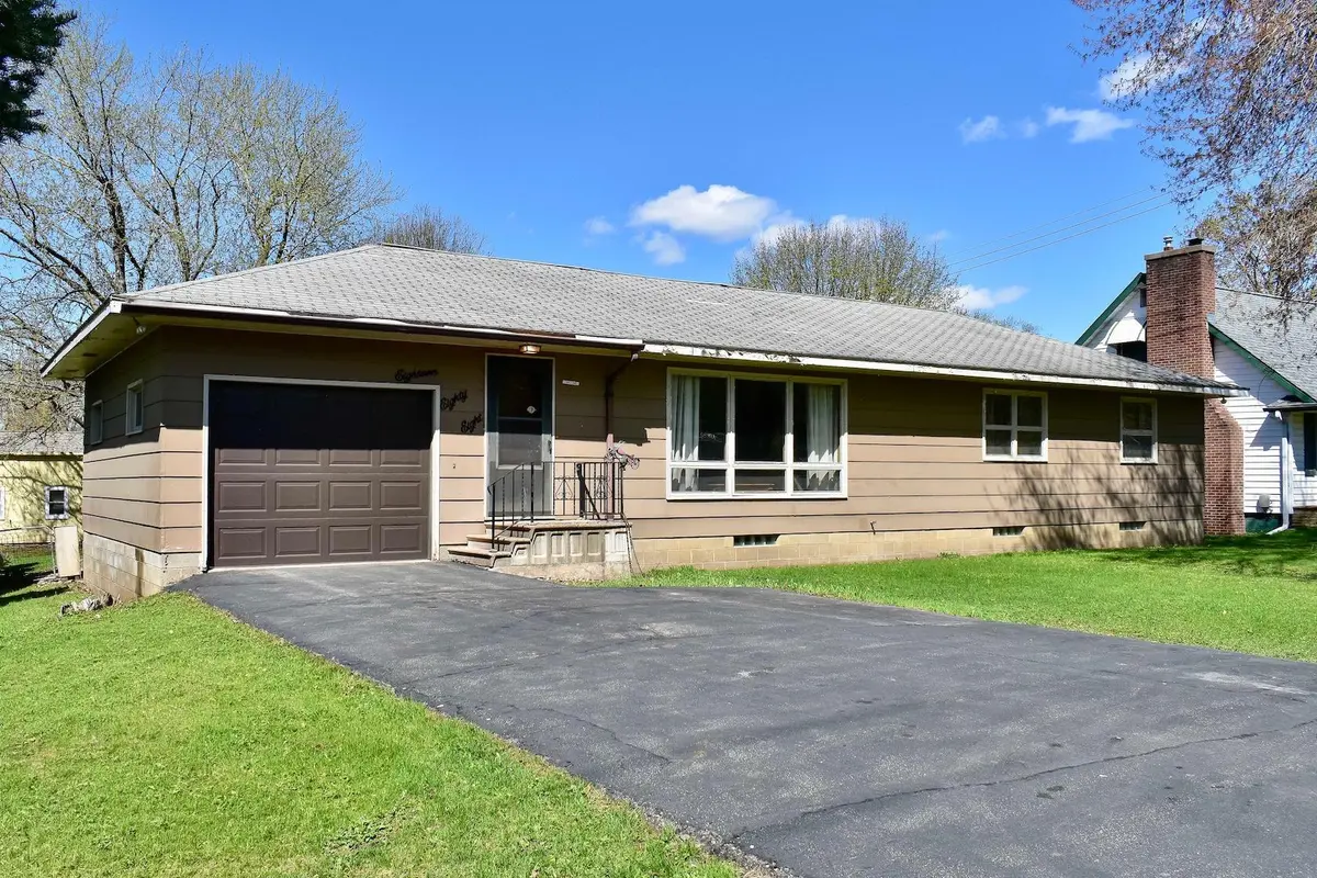 1888 Gilmore AVE, Winona, MN 55987