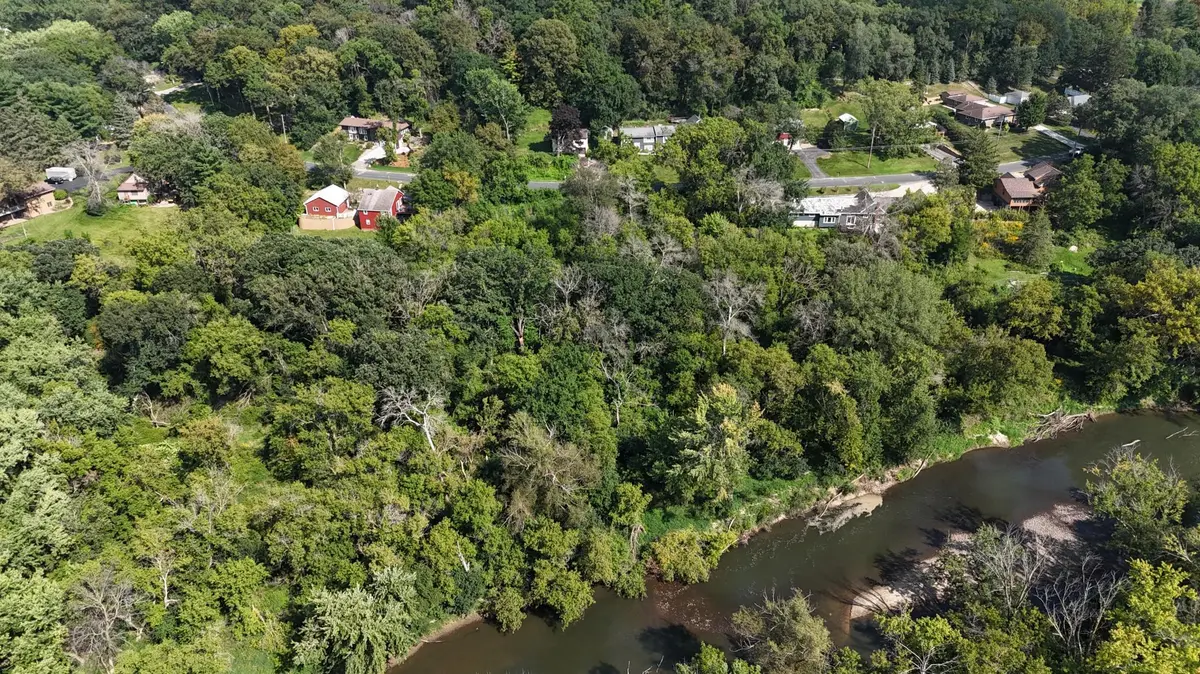 2421 East River RD NE, Rochester, MN 55906