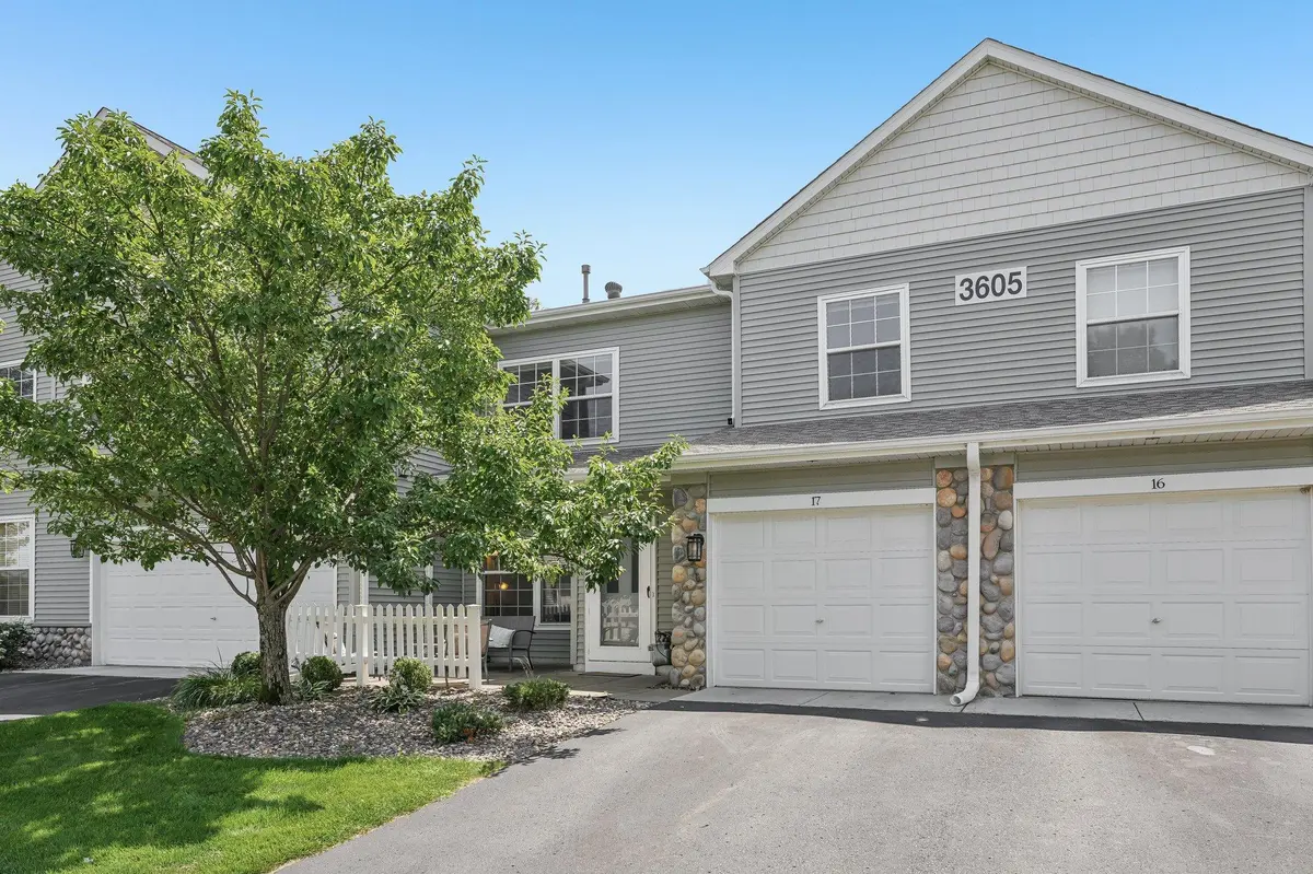 3605 Lawndale LN N #17, Plymouth, MN 55446