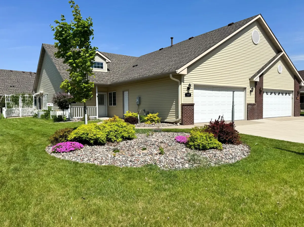 160 Cardinal LN, Clearwater, MN 55320