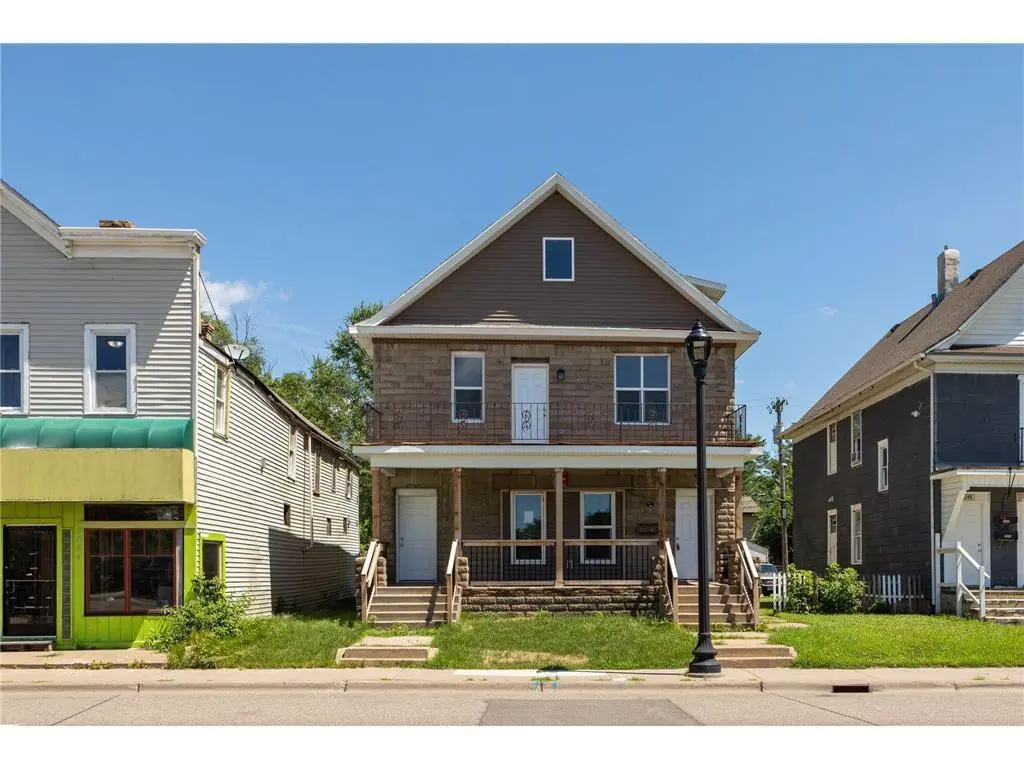 2050 W Broadway AVE, Minneapolis, MN 55411