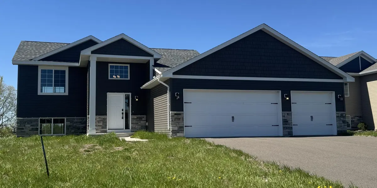 1700 10th ST NE, Buffalo, MN 55313