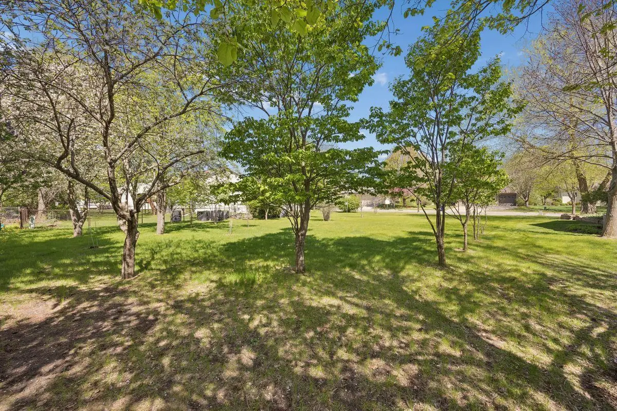 1716 Southwood TRL, Saint Cloud, MN 56301