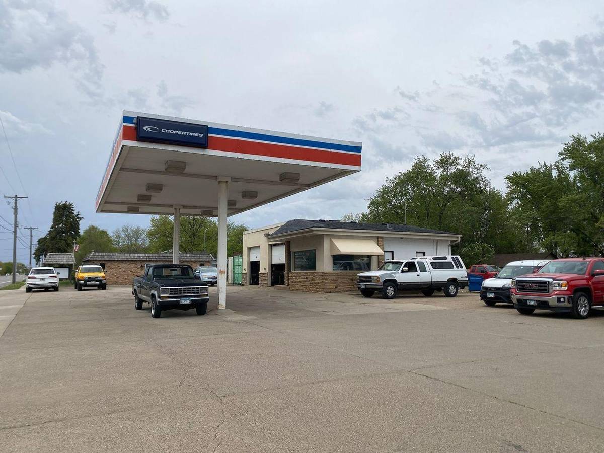743 E Broadway ST, Monticello, MN 55362