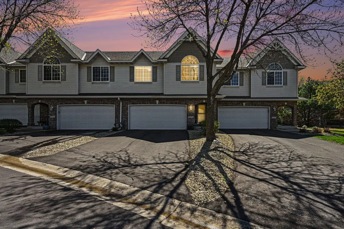 3713 Fox Tail TRL NW, Prior Lake, MN 55372