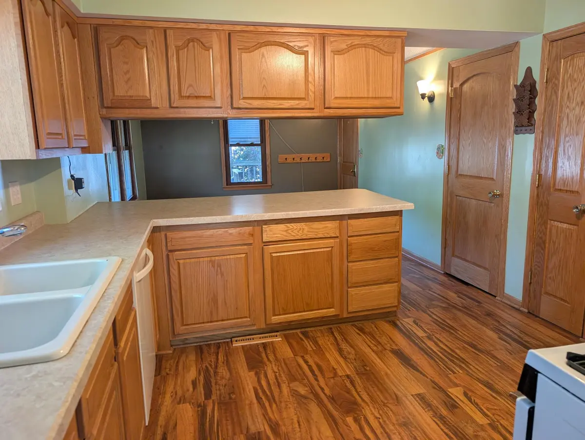 1049 Gorman AVE, West Saint Paul, MN 55118
