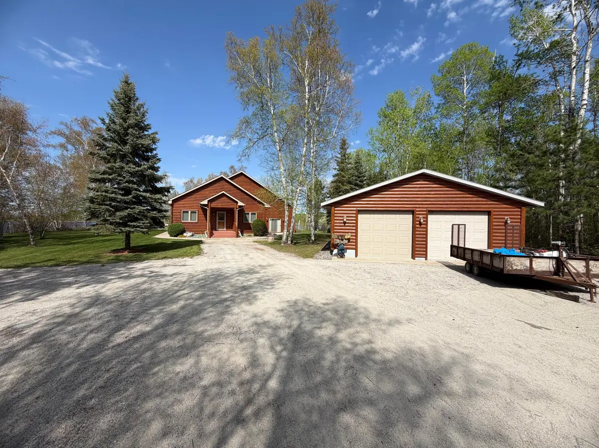 1377 Riverside DR NW, Baudette, MN 56623