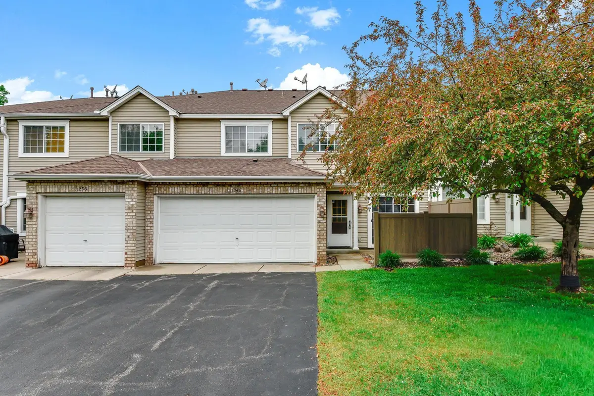 11256 Providence LN, Eden Prairie, MN 55344