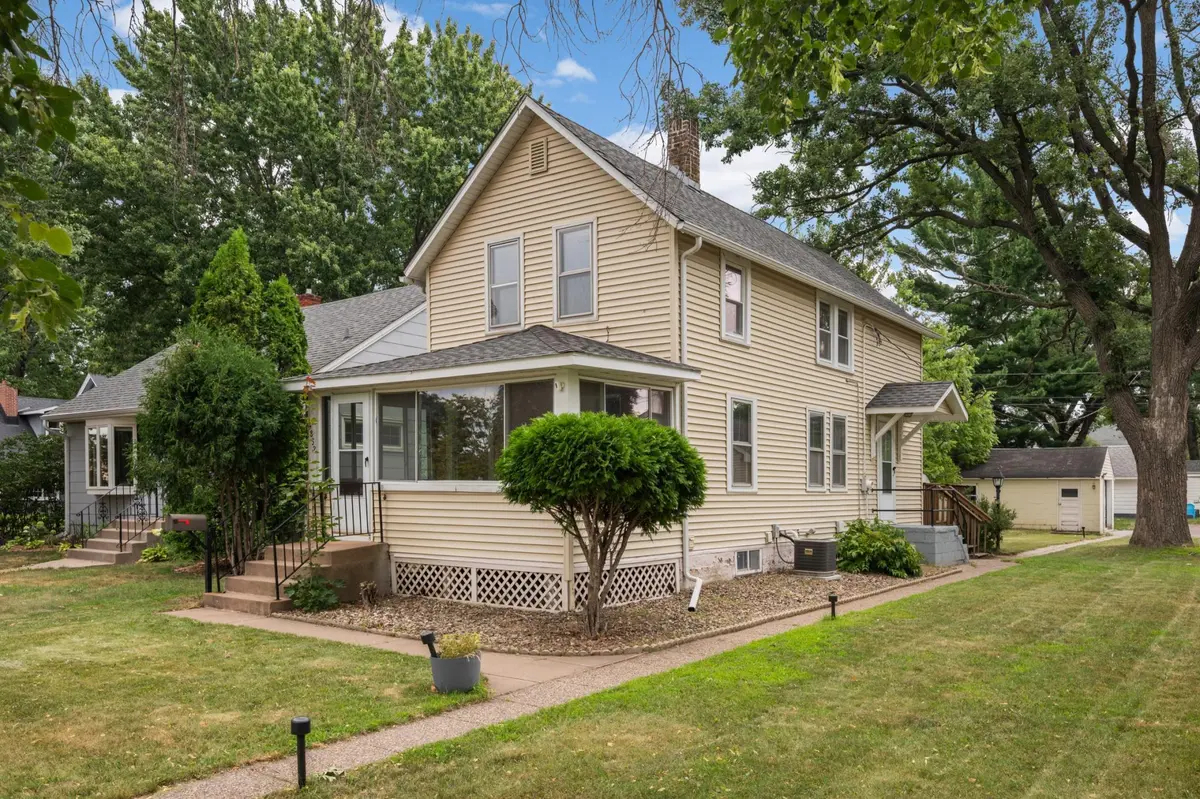 4852 Bloom AVE, White Bear Lake, MN 55110