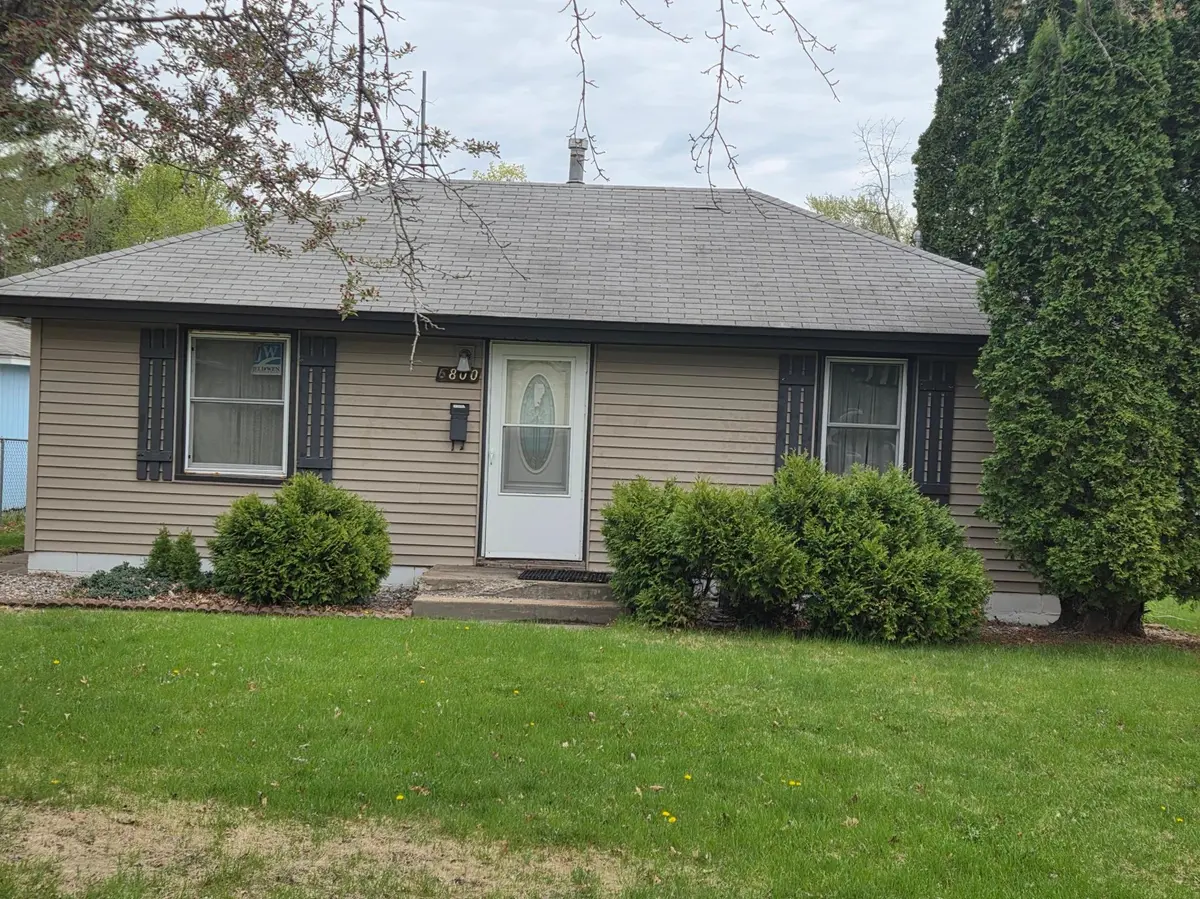6800 Perry AVE N, Brooklyn Center, MN 55429