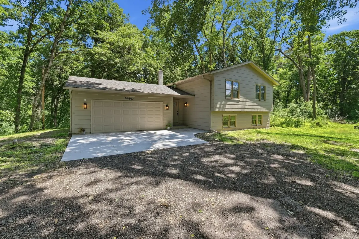 20663 Ulysses ST NW, Elk River, MN 55330
