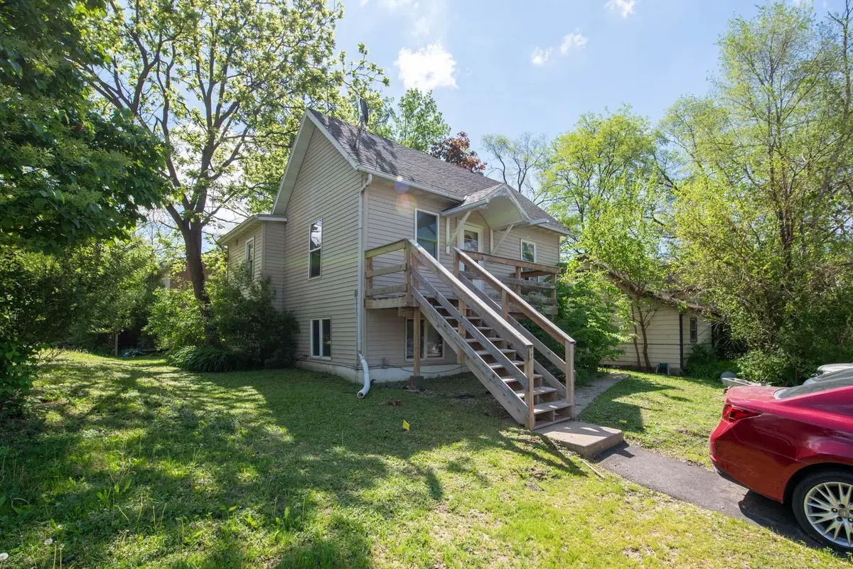 2005 7th AVE, Mankato, MN 56001