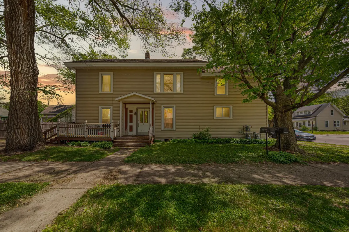 3 6th AVE NW, Faribault, MN 55021