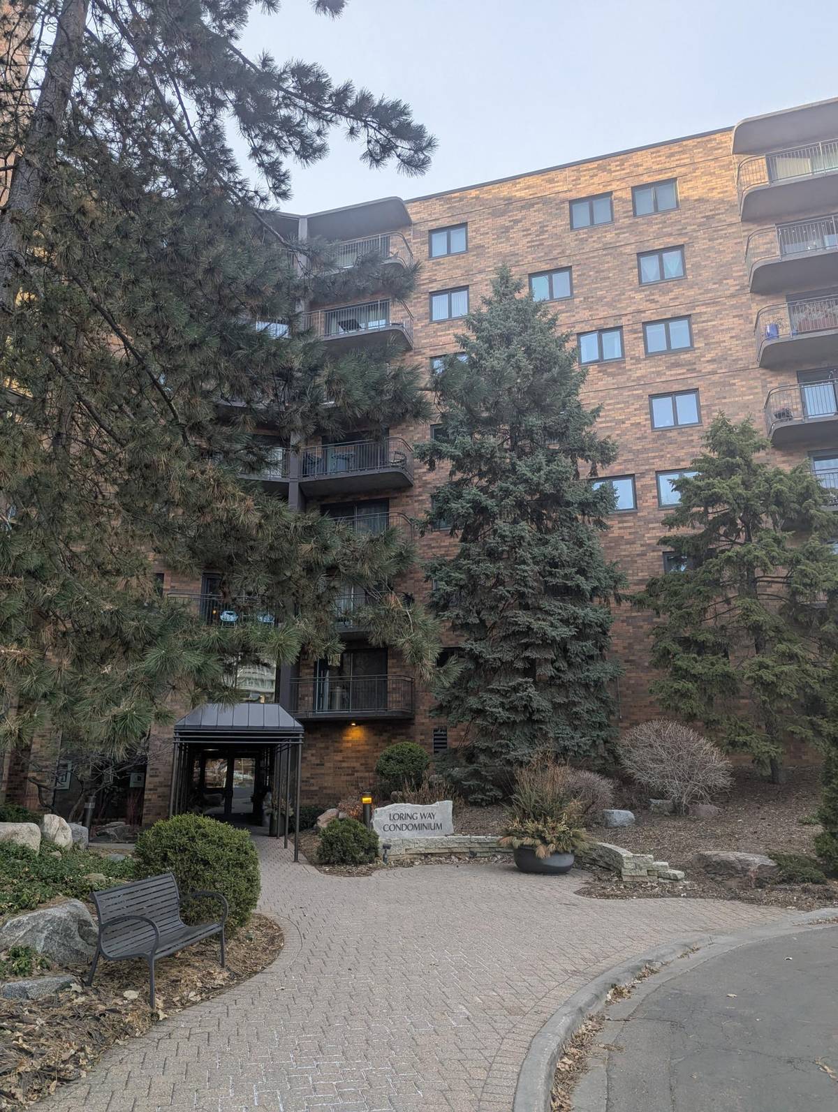 210 W Grant ST #417, Minneapolis, MN 55403