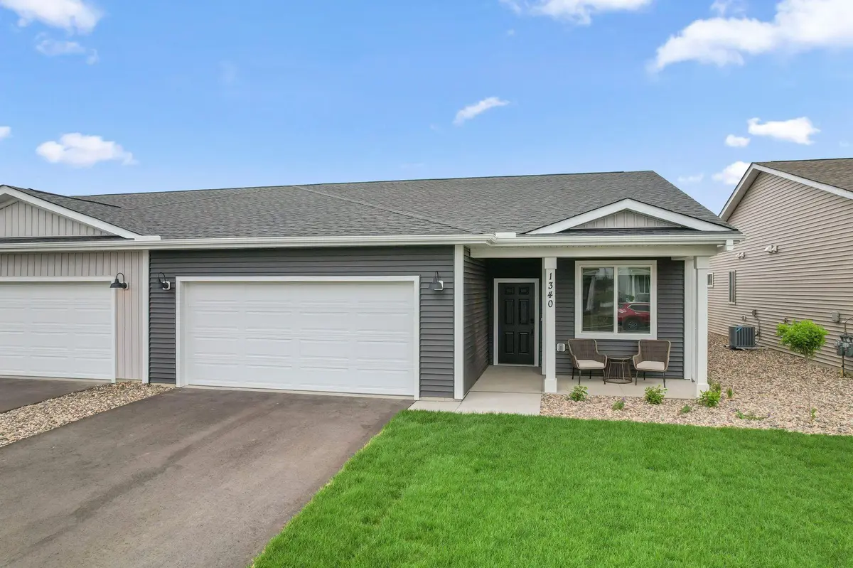 1340 Rose ST, New Richmond, WI 54017