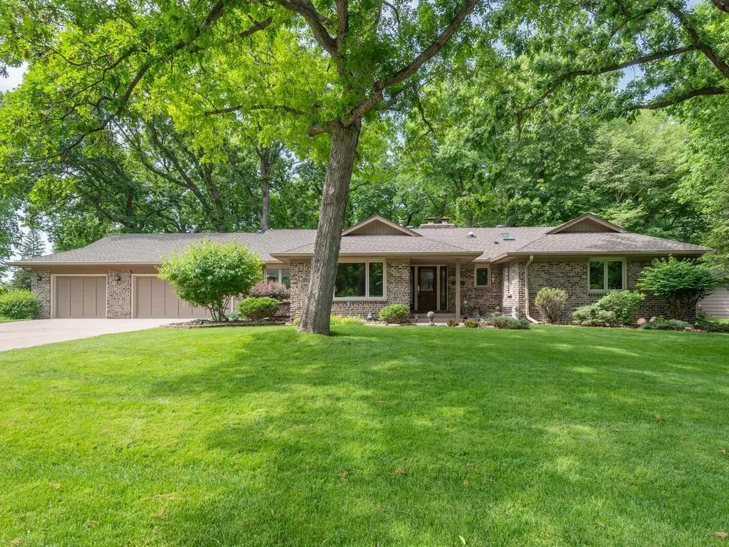8127 Pennsylvania CIR, Bloomington, MN 55438