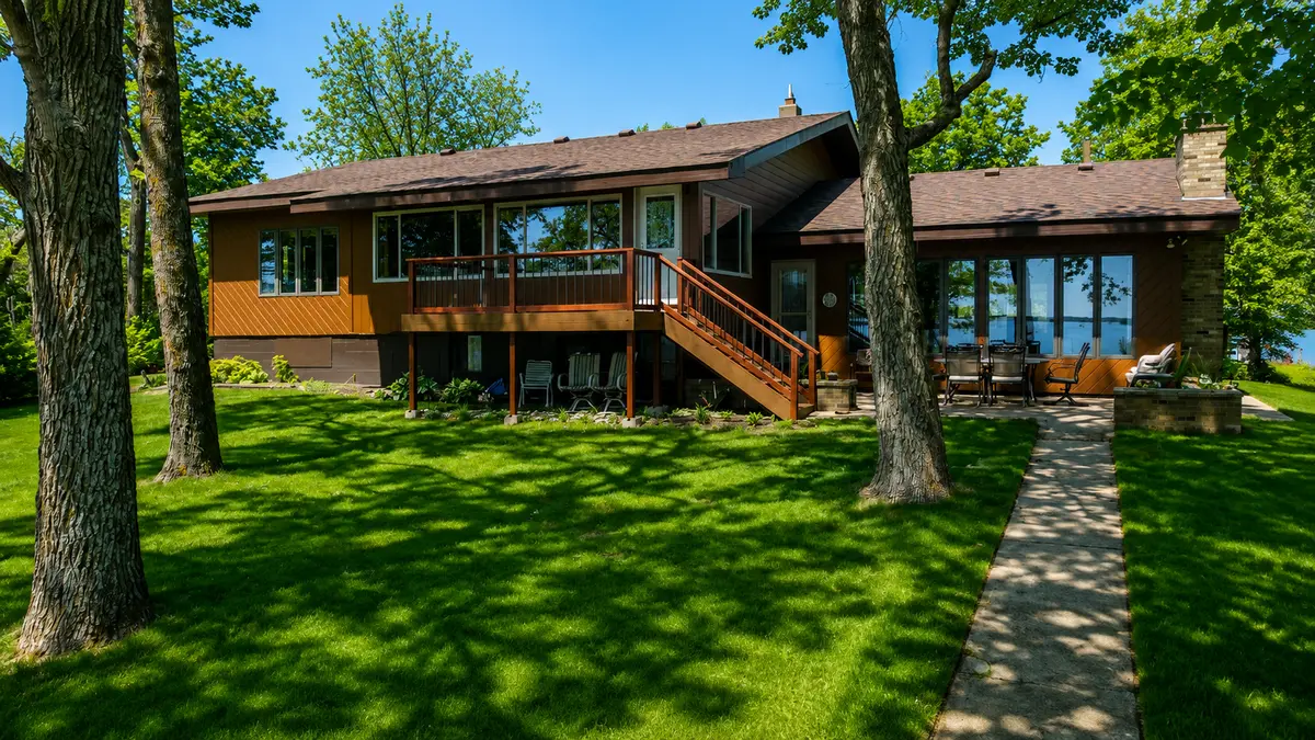 42846 Pleasure Park RD, Ottertail, MN 56571
