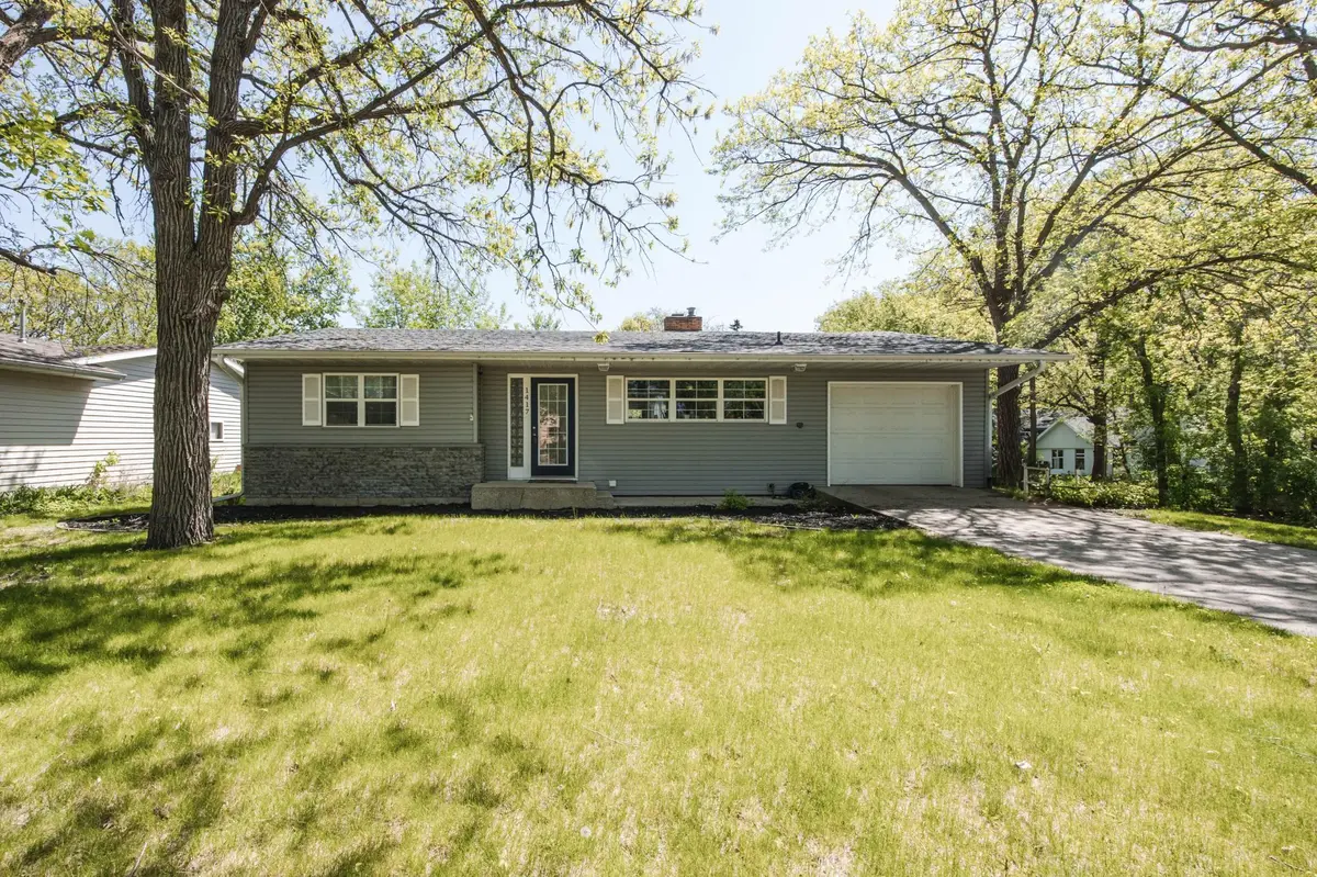 1417 Long AVE, Detroit Lakes, MN 56501