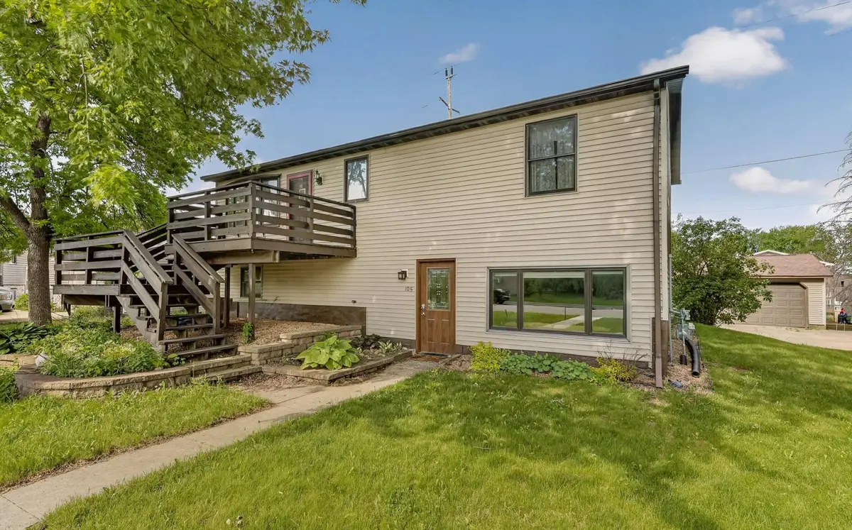 105 6th AVE NW, Dodge Center, MN 55927