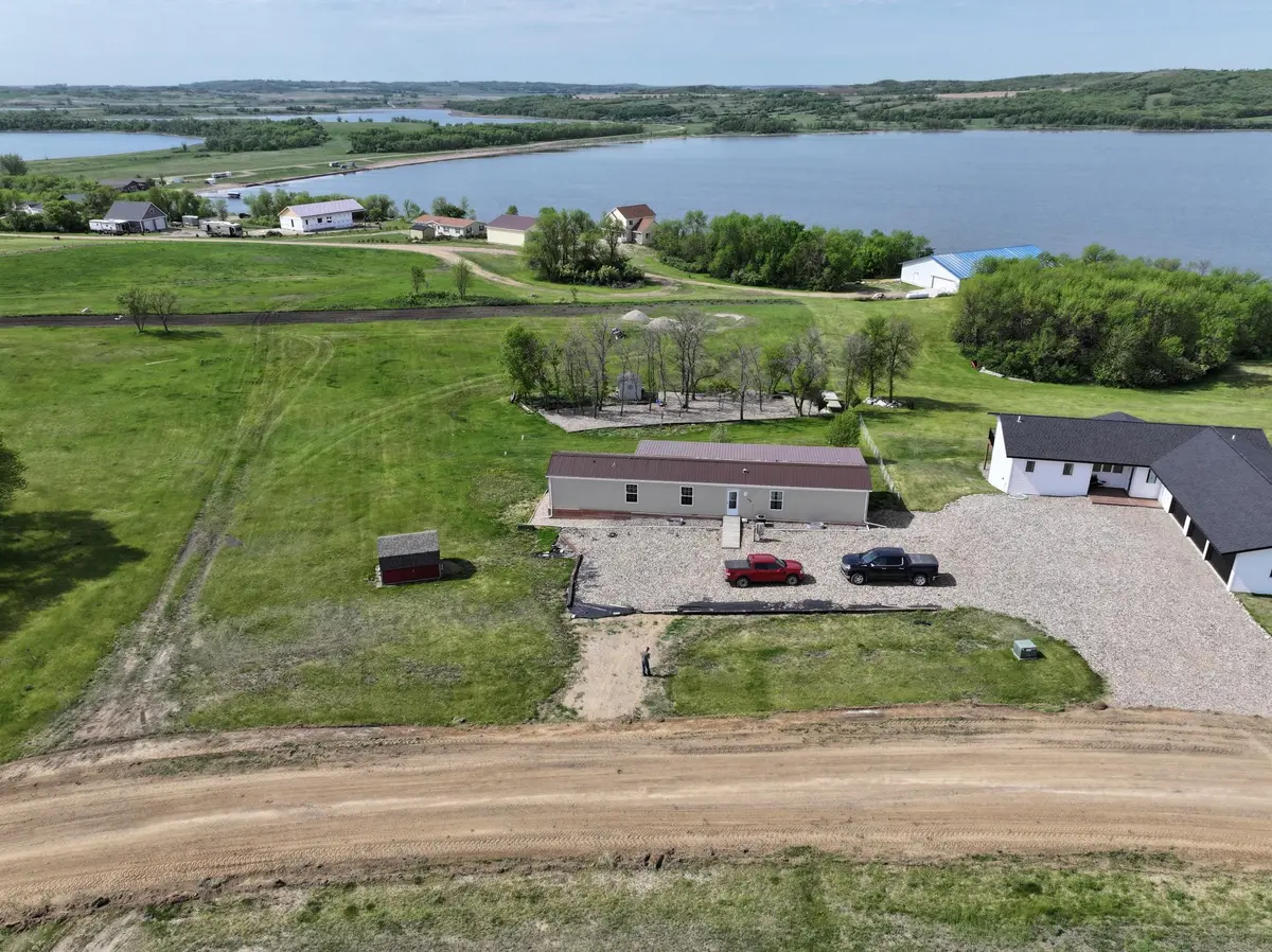 2830 G St, Harvey, ND 58341