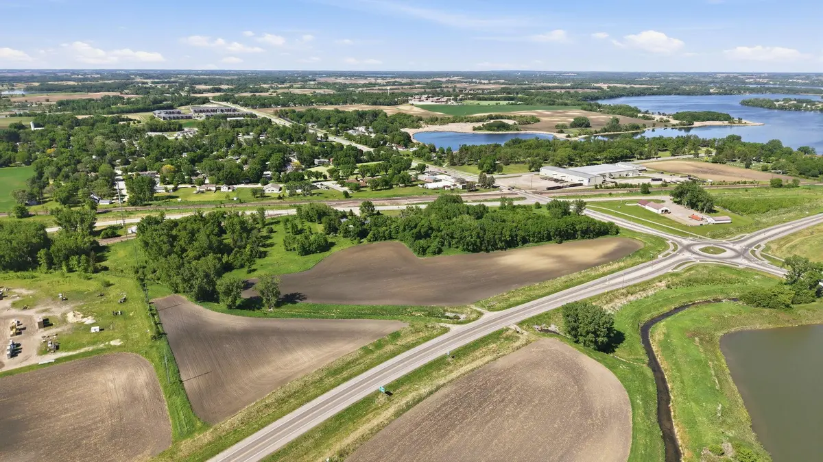 3077 Us-12, Willmar, MN 56201