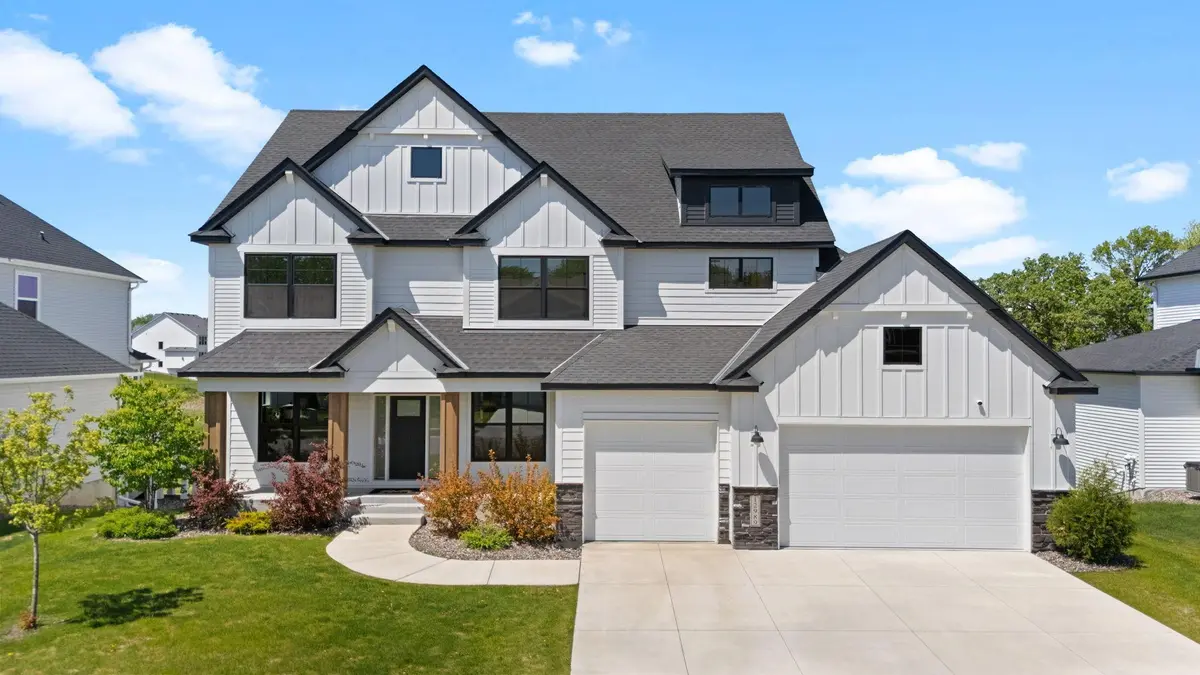 12989 Bauer Dr N, Champlin, MN 55316