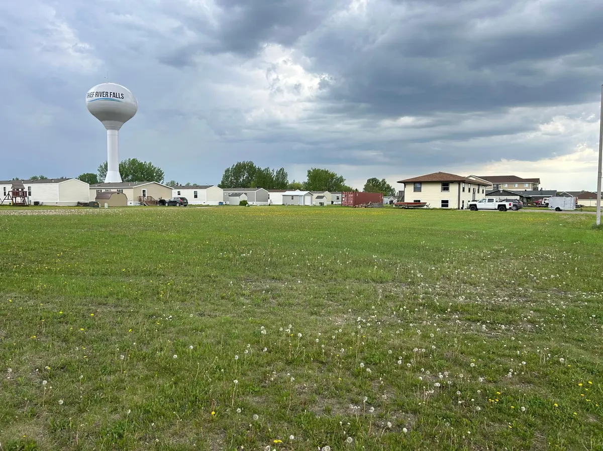TBD 2nd ST W, Thief River Falls, MN 56701