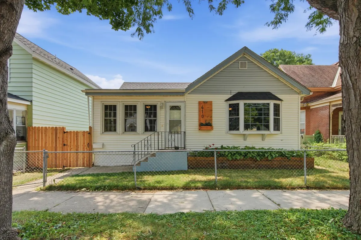 410 Superior ST, Saint Paul, MN 55102