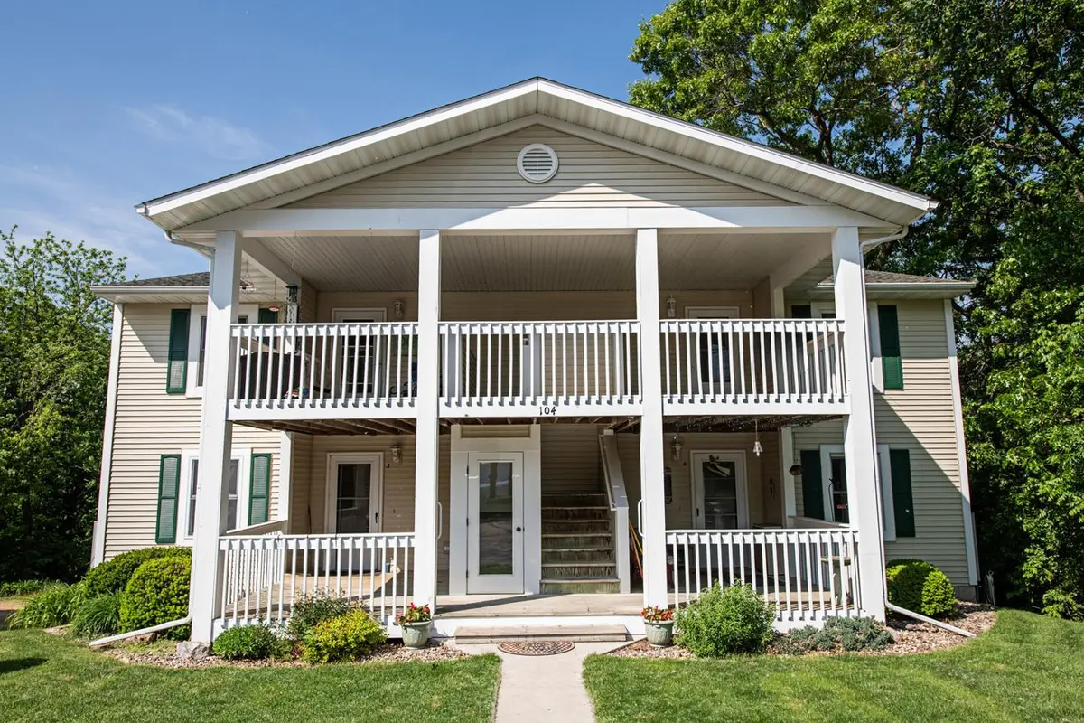 104 Alpine RDG #1, Wabasha, MN 55981