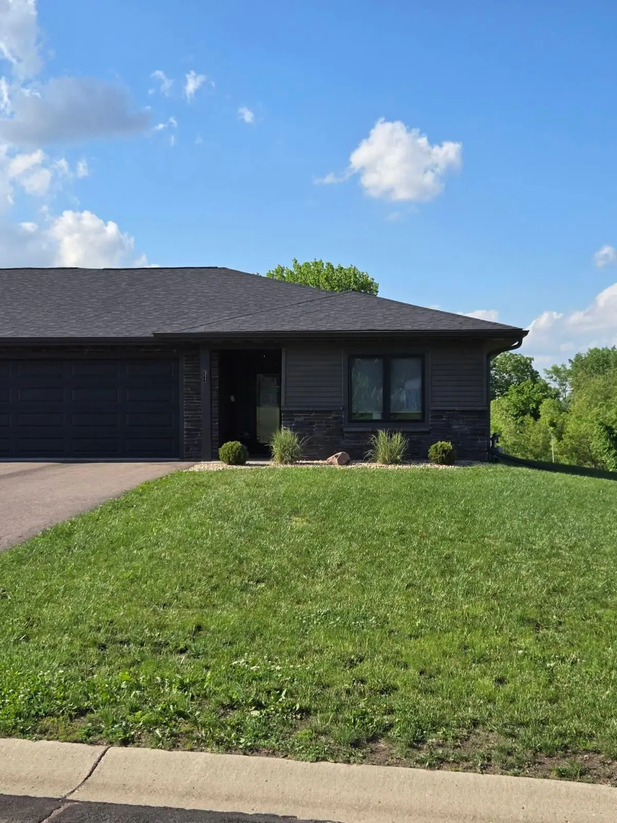 311 Sunset AVE, Mountain Lake, MN 56159