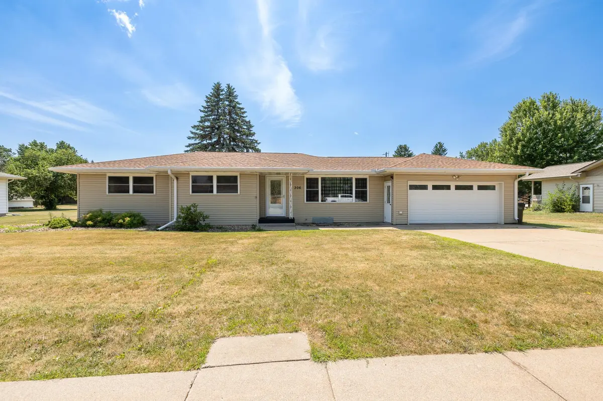 306 1st AVE SE, Pierz, MN 56364