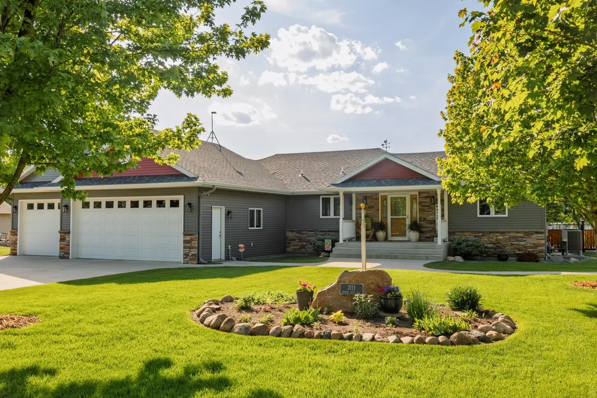 2111 Robins Nest SE, Alexandria, MN 56308
