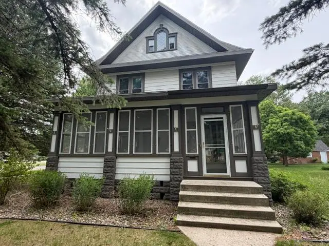403 1st AVE, Madison, MN 56256