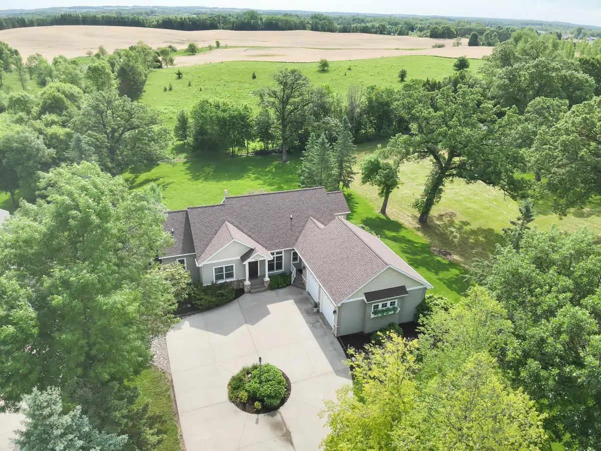 1810 Minnehuta DR, Fergus Falls, MN 56537