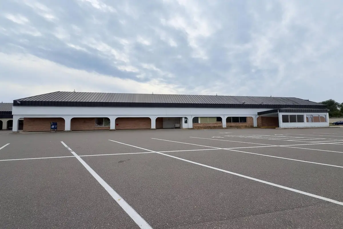 2118 Veterans DR, Saint Cloud, MN 56303