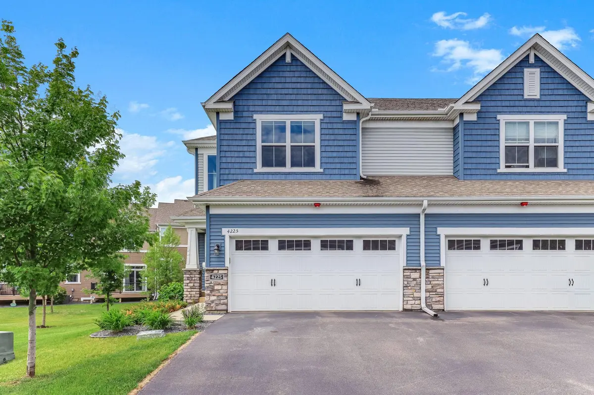 4225 Corn Silk WAY, Woodbury, MN 55129
